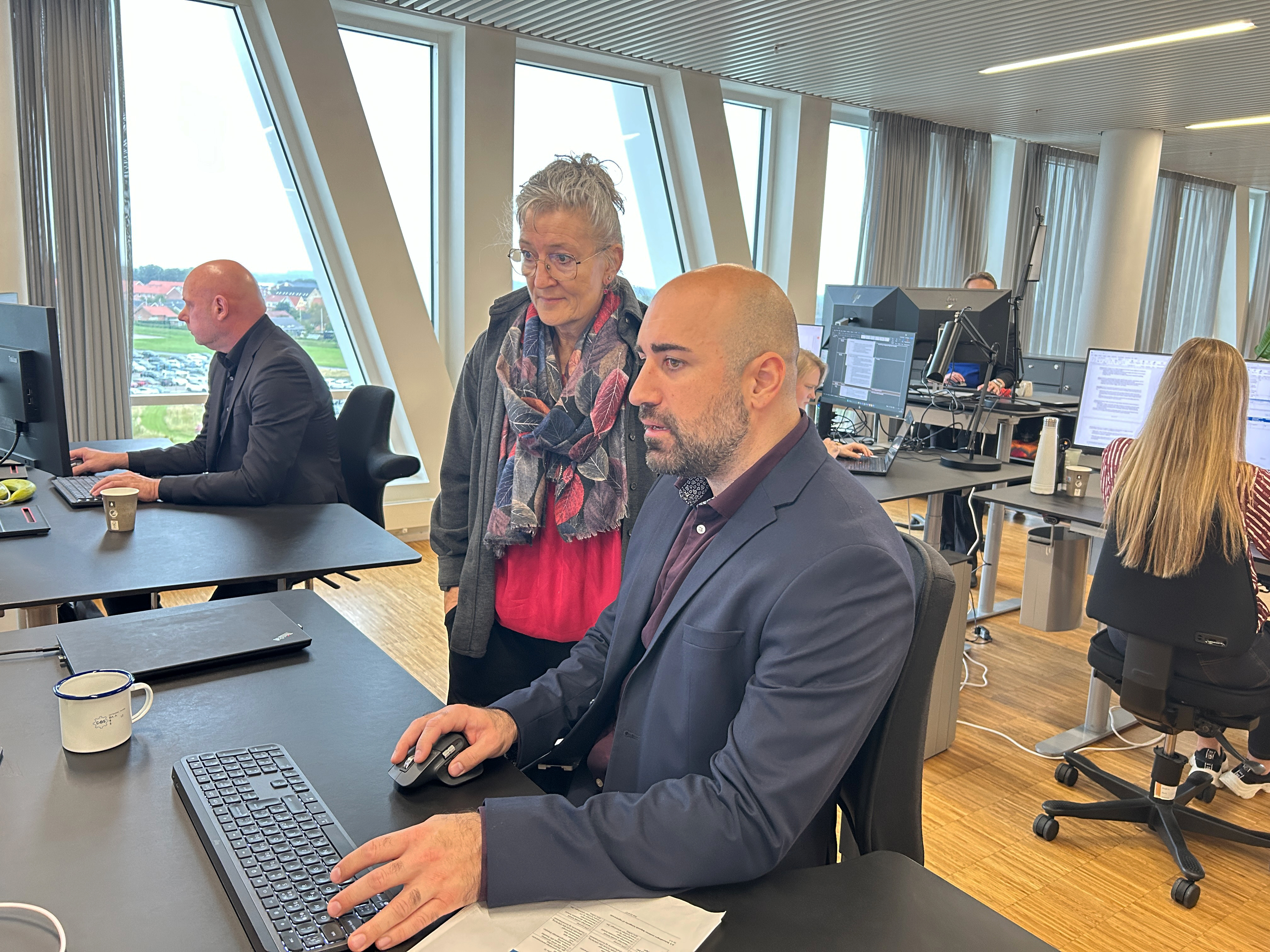 samtale mellem to kollegaer i Databehandlersekretariatet